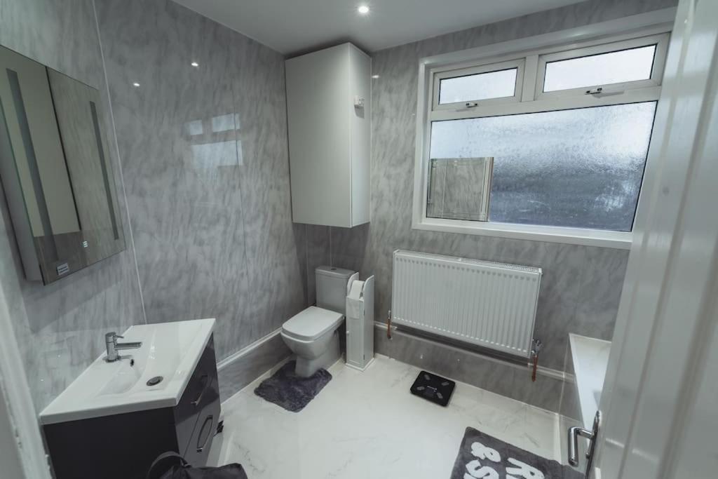 1 Bed - Wifi - Pet Friendly - Harrow Leilighet Eksteriør bilde